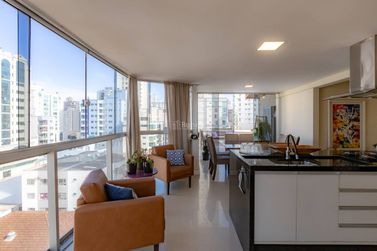 Apartamento &agrave; venda - Meia Praia