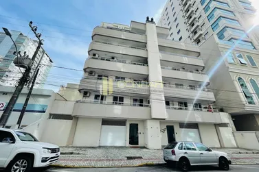 Apartamento &agrave; venda - 60m&sup2; - Meia Praia