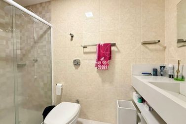 Apartamento &agrave; venda - 160m&sup2; - Meia Praia