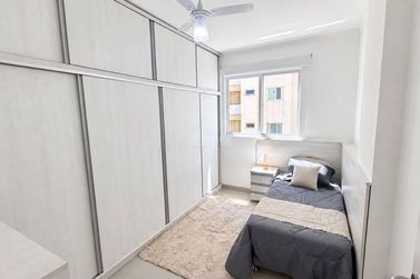 Apartamento &agrave; venda - 213m&sup2; - Meia Praia