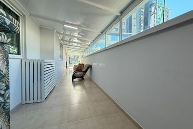 Apartamento &agrave; venda - 85m&sup2; - Meia Praia