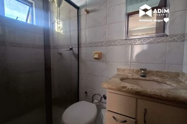 Apartamento para alugar - 130m&sup2; - Centro
