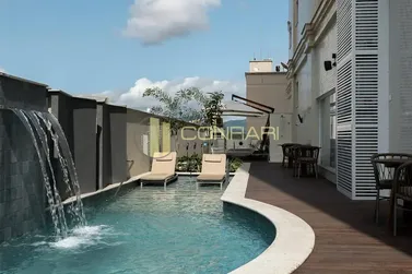 Apartamento &agrave; venda - 148m&sup2; - Meia Praia