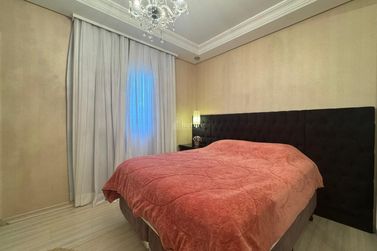 Apartamento &agrave; venda - 171m&sup2; - Meia Praia