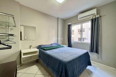 Apartamento &agrave; venda - 80m&sup2; - Centro