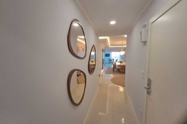 Apartamento &agrave; venda - 185m&sup2; - Meia Praia