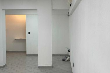 Sala Comercial para alugar - 61m&sup2; - Meia Praia