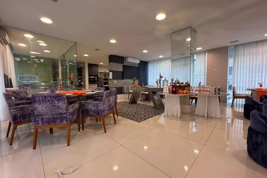 Apartamento &agrave; venda - 192m&sup2; - Centro