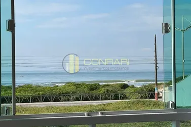 Casa &agrave; venda - 340m&sup2; - Meia Praia