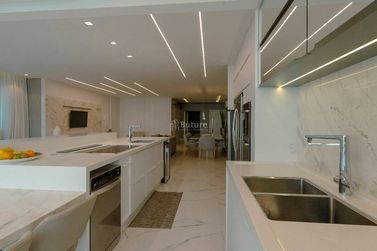Apartamento &agrave; venda - 447m&sup2; - Centro
