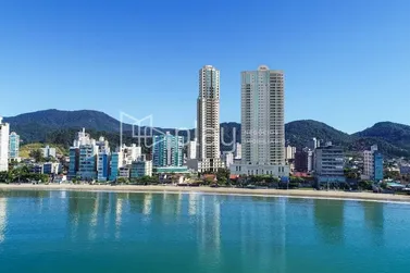 Apartamento &agrave; venda - 243m&sup2; - Canto da Praia
