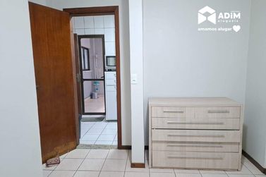 Apartamento para alugar - 193m&sup2; - Meia Praia