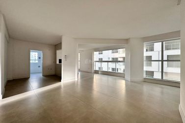 Apartamento &agrave; venda - 147m&sup2; - Castelo Branco