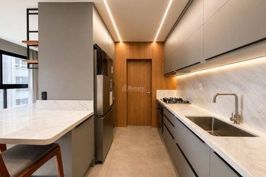 Apartamento &agrave; venda - Meia Praia
