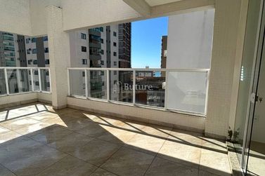 Apartamento &agrave; venda - 274m&sup2; - Centro