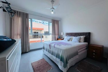 Apartamento &agrave; venda - 77m&sup2; - Centro
