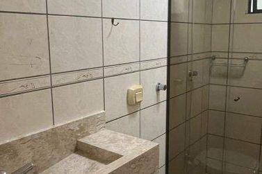 Apartamento para alugar - 140m&sup2; - Meia Praia