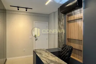 Sala Comercial &agrave; venda - 38m&sup2; - Meia Praia