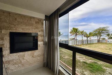 Apartamento &agrave; venda - 85m&sup2; - Meia Praia