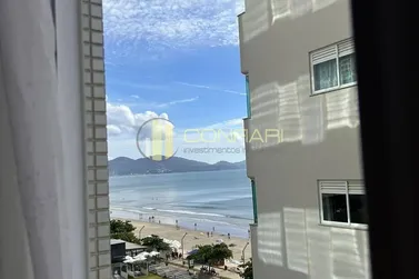 Apartamento &agrave; venda - 212m&sup2; - Meia praia