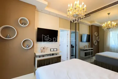 Apartamento &agrave; venda - 181m&sup2; - Meia Praia