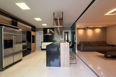 Apartamento &agrave; venda - 177m&sup2; - Centro