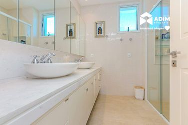 Apartamento para alugar - 315m&sup2; - Centro
