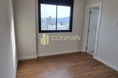 Apartamento &agrave; venda - 127m&sup2; - Meia Praia
