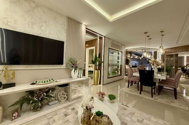 Apartamento &agrave; venda - 171m&sup2; - Meia Praia