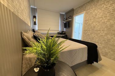 Apartamento &agrave; venda - 150m&sup2; - Meia Praia