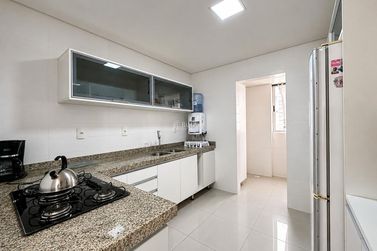 Apartamento &agrave; venda - 212m&sup2; - Meia Praia