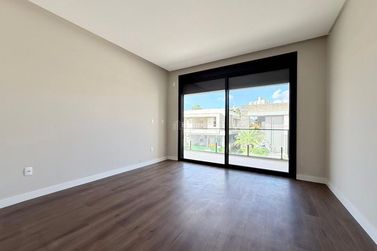 Casa &agrave; venda - 411m&sup2; - Centro
