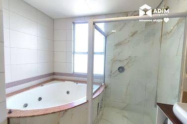 Apartamento para alugar - 195m&sup2; - Centro