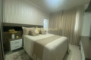 Apartamento &agrave; venda - 127m&sup2; - Meia Praia