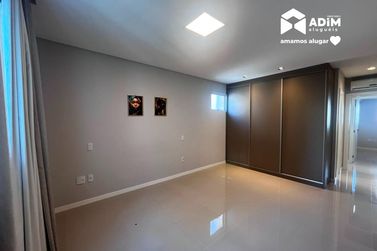 Apartamento para alugar - 120m&sup2; - Centro