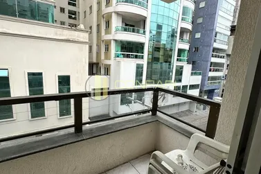 Apartamento para alugar - 70m&sup2; - Meia Praia