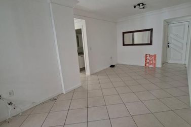 Apartamento para alugar - 124m&sup2; - Centro