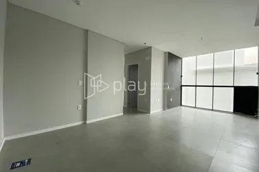 Apartamento &agrave; venda - 40m&sup2; - Meia Praia