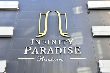 Apartamento &agrave; venda - 163m&sup2; - Meia Praia