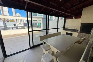 Apartamento &agrave; venda - Meia Praia