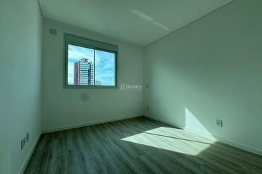 Apartamento &agrave; venda - 143m&sup2; - Centro