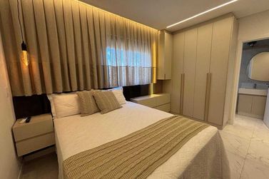 Apartamento &agrave; venda - 110m&sup2; - Meia Praia