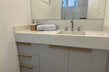 Apartamento &agrave; venda - Meia Praia