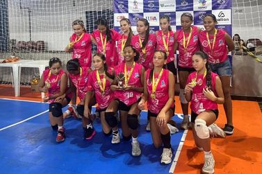 Equipe sub-15 de Itapo&aacute; conquista t&iacute;tulo no Esquenta LIVAM 2026 em Joinville