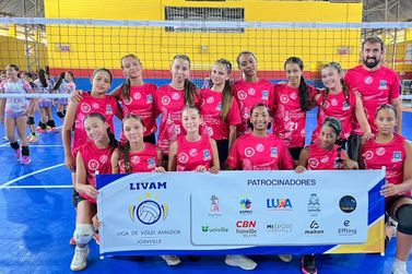 Jovens atletas de Itapo&aacute; representam a cidade na Copa Santa Catarina de Voleibol