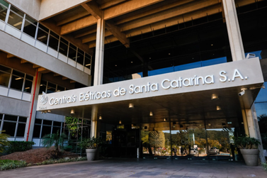 Celesc abre concurso com sal&aacute;rios de at&eacute; R$ 6,9 mil em Santa Catarina