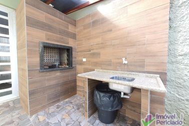 Casa para alugar - 243m&sup2; - Barra do Sa&iacute;