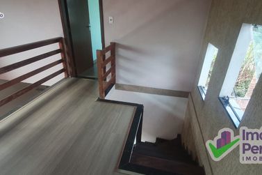Casa &agrave; venda - 202m&sup2; - Centro