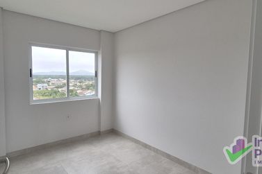 Apartamento &agrave; venda - 207m&sup2; - Barra do Sa&iacute;