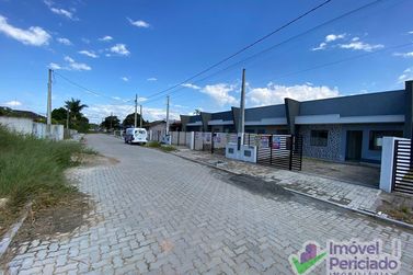 Casa &agrave; venda - 66m&sup2; - Cambiju